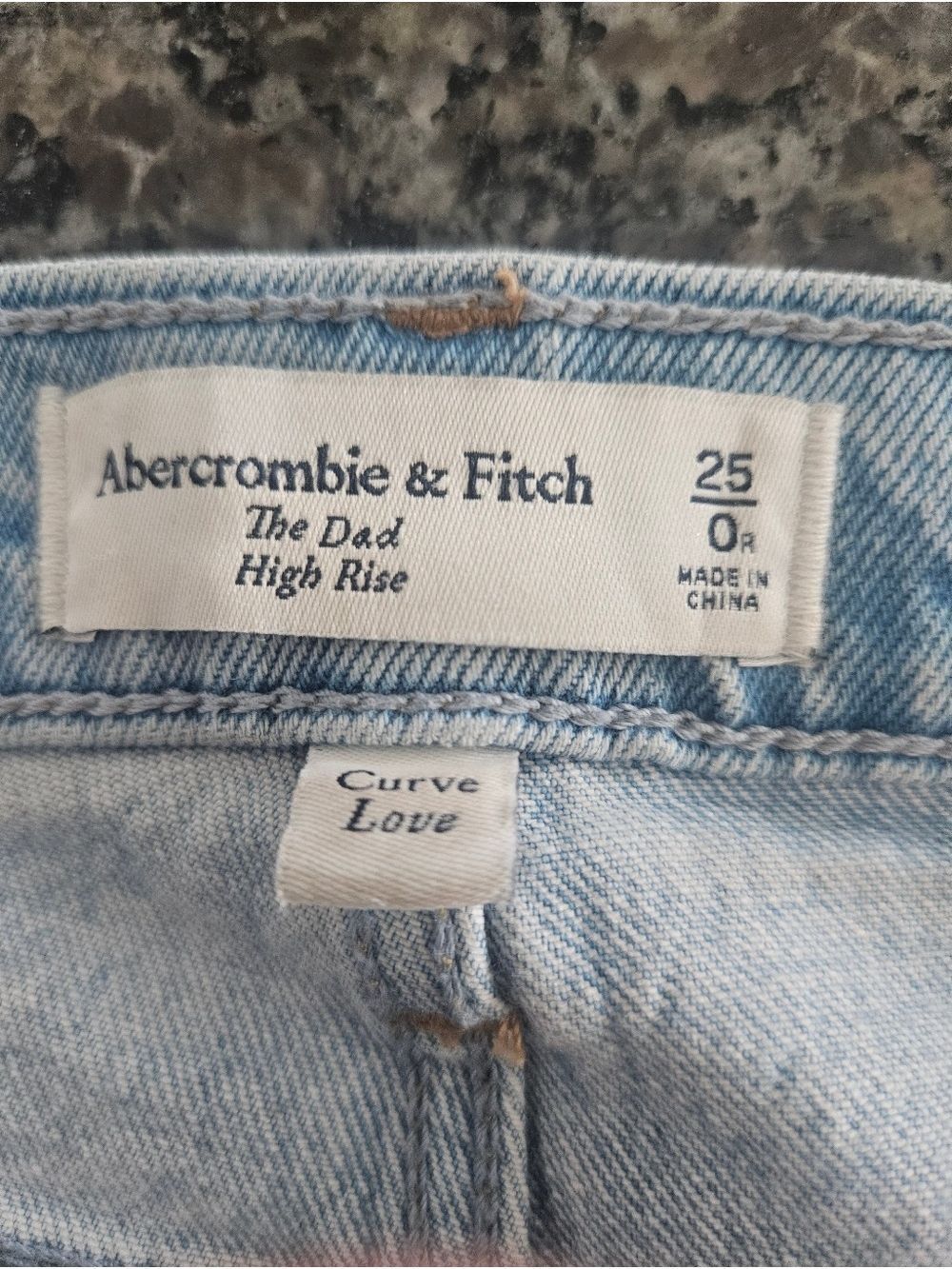 Abercrombie & Fitch Curve Love The Dad High Rise Jeans 25 Light Wash - Picture 2 of 8